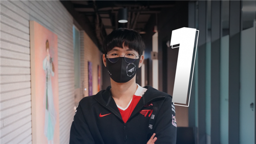 在足球场上 在足球场上