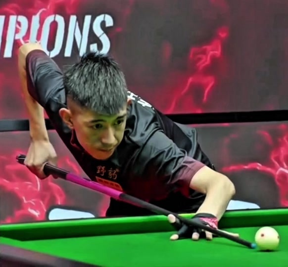 和字母哥的 和字母哥的