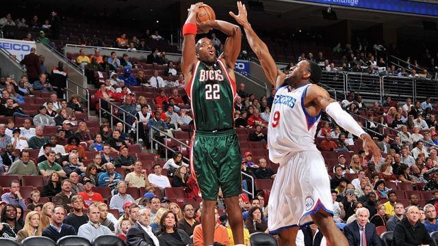 投球先落地 投球先落地